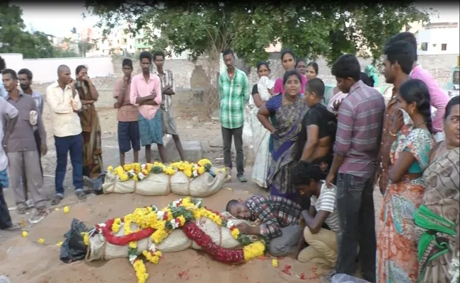 Postmartum Compleat To Sucide Family In PSR Nellore - Sakshi