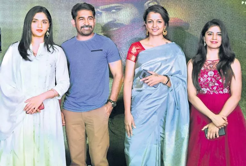 Vijay Antony's  Kasi to release on May 18 - Sakshi