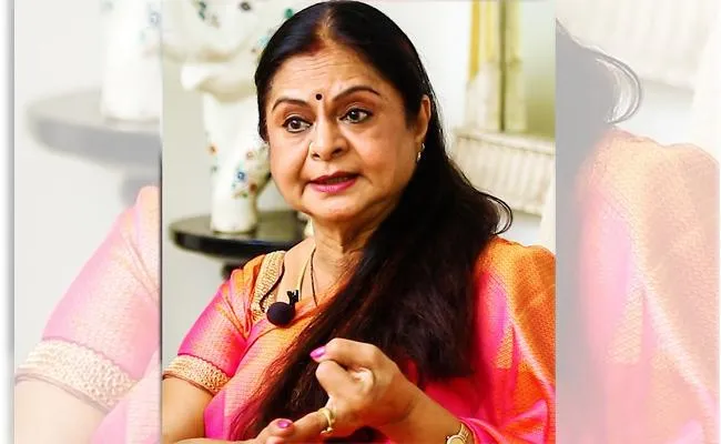 Kamala Selvaraj Fires On Mahanati Team - Sakshi