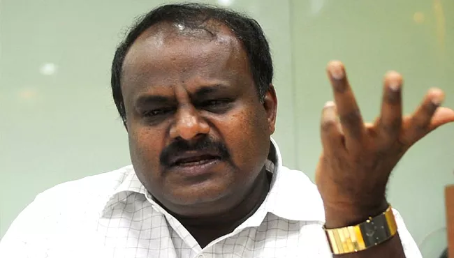 Kumaraswamy Leaves Taj Krishna With Feeling Un Happy - Sakshi