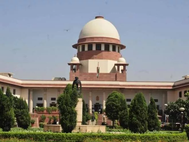 Supreme Court Give 10 Weeks Time For Discussing Single Largest Party Issue - Sakshi