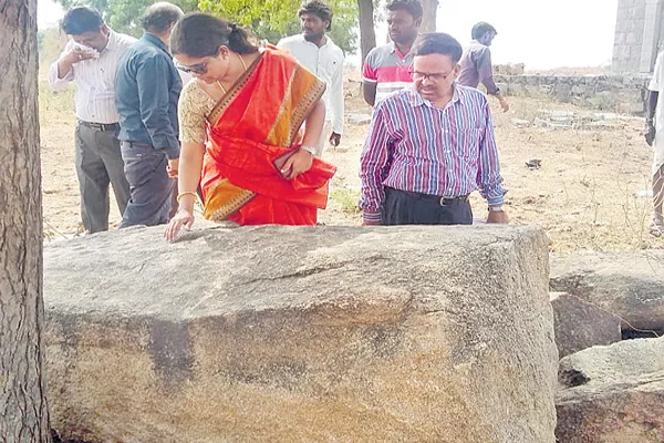 Protection for ganda rocks - Sakshi