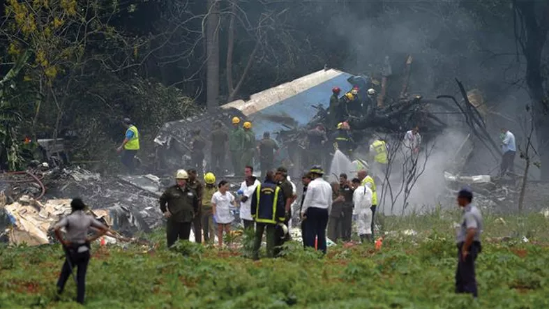 100 Killed In Passenger Plane Crash In Cuba - Sakshi