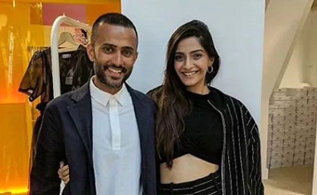 Interesting Details About Anand Ahuja - Sakshi