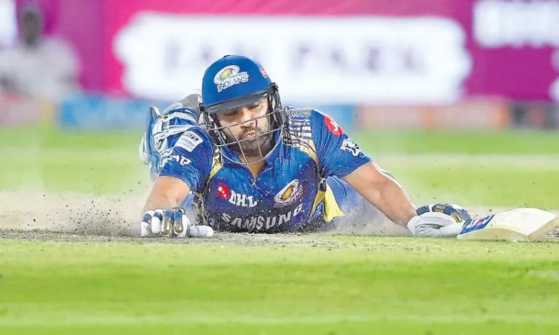 Delhi Daredevils knock Mumbai Indians out of IPL with 11-run win - Sakshi