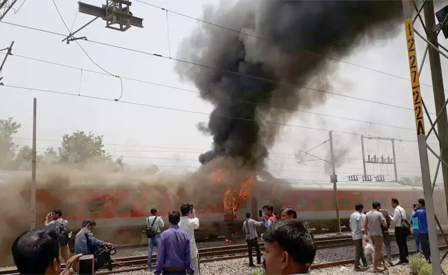 AP Express Train Catches Fire Near Gwalior - Sakshi