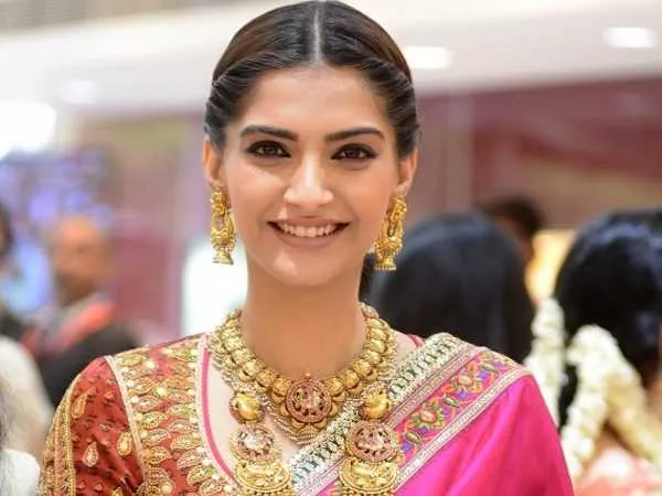 Sonam Kapoor A Multitasking Women Participating in Cinema Promotion And Plays A Doting wife - Sakshi