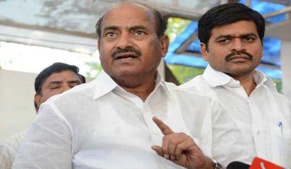 JC Diwakar Reddy Abusive Comments On Guthi Municipal Chairperson Son - Sakshi