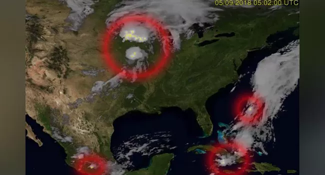 Lightning Recorded From Space Stuns Social Media - Sakshi