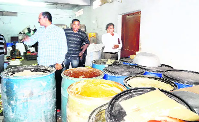 The task force officers checking in restaurants - Sakshi