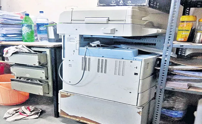 Xerox machine is damaged in NIMS - Sakshi