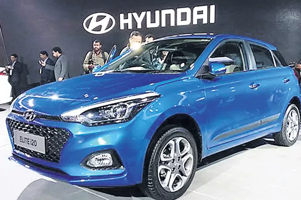 New Hyundai Elite i20 automatic launched at Rs 7.04 lakh - Sakshi