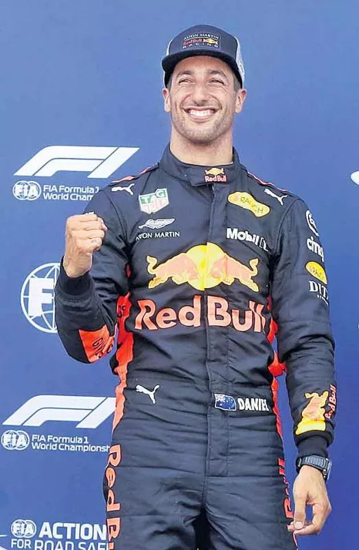 Daniel Ricciardo takes Monaco F1 pole  - Sakshi