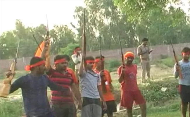 In Madhya Pradesh Bajrang Dal Give Training Youth How To Use Arms - Sakshi