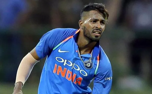 Hardik Pandya out of World XI T20 - Sakshi