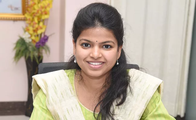 Trainee IAS Officer Snehalatha Interview In Mancherial - Sakshi