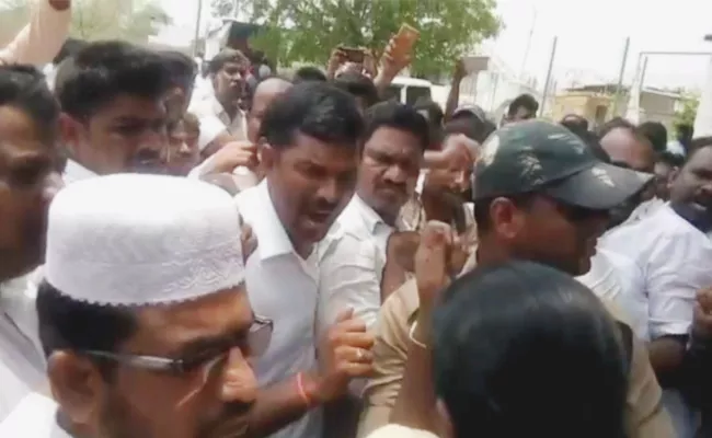 Protests Broke out over Daachepally incident - Sakshi