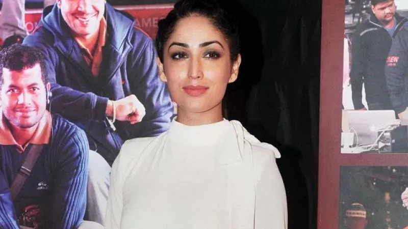 Yami Gautam Appears At Bombay High Court - Sakshi