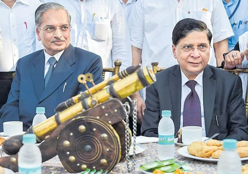 Independence of Judiciary one of the pillars of democracy, Justice RK Agrawal retires from SC - Sakshi