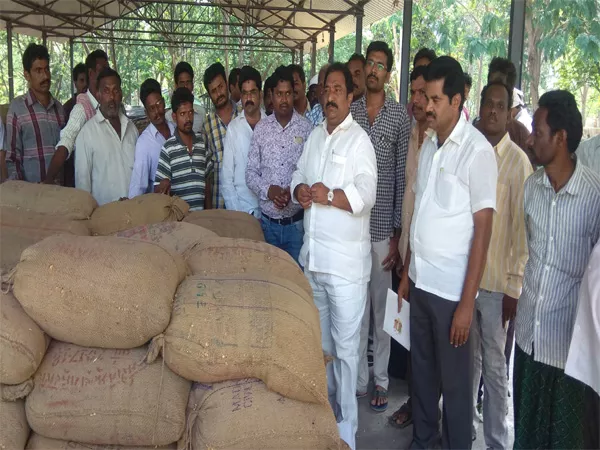 Grain Purchase Centers MLA Sandra Venkata Veeraiah Khammam - Sakshi