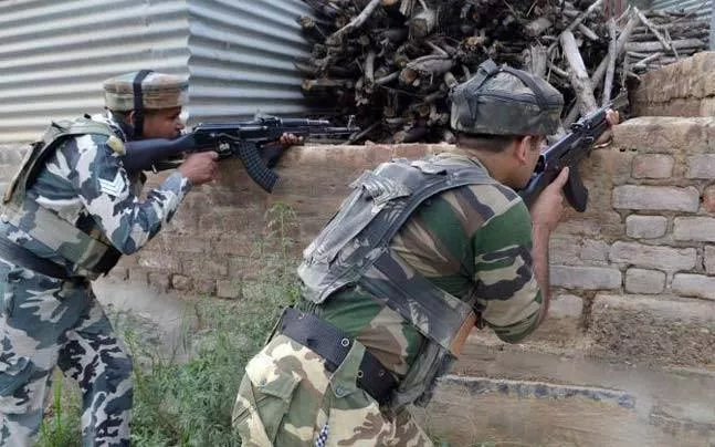 3 Lashkar-e-Taiba Militants Killed in Encounter Near Srinagar - Sakshi