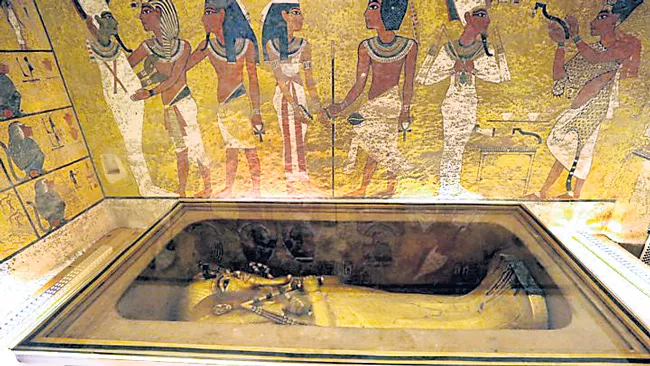 There Is No Secret Room In Tutankhamun Tomb - Sakshi