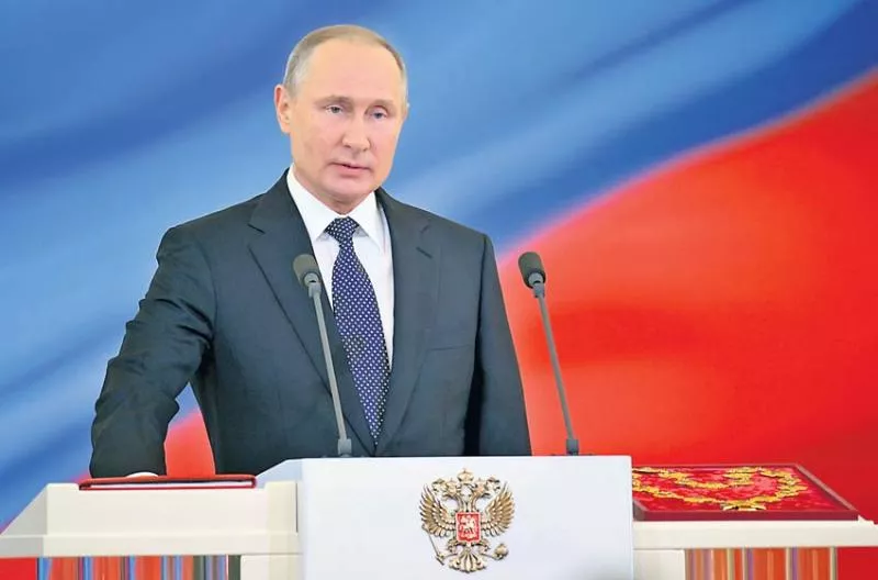 Vladimir Putin sworn in for another six years as Russian President - Sakshi