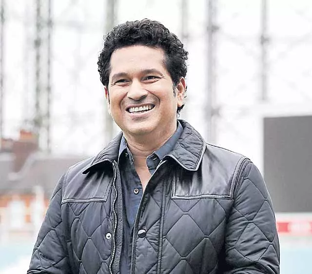 Sachin Tendulkar urges CBSE to make sports period mandatory for all classes - Sakshi