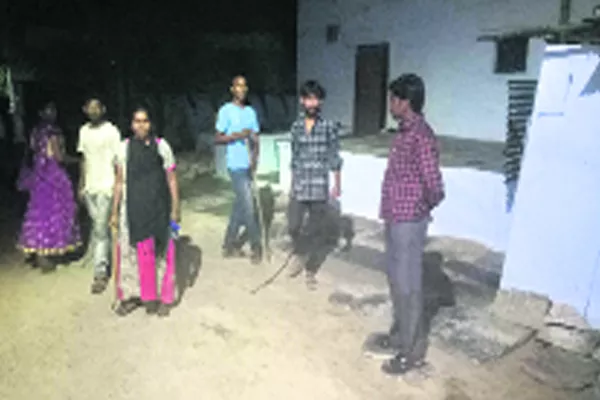 Police Caught Famous Parthi Gang in anantapur district  - Sakshi