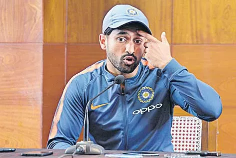 Karun Nair looks to seal India berth - Sakshi