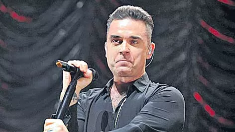 Robbie Williams to perform at World Cup opening ceremony - Sakshi