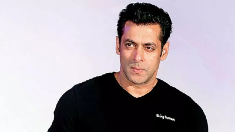 Salman Khan Got Threat From Haryana Sharp Shooter - Sakshi