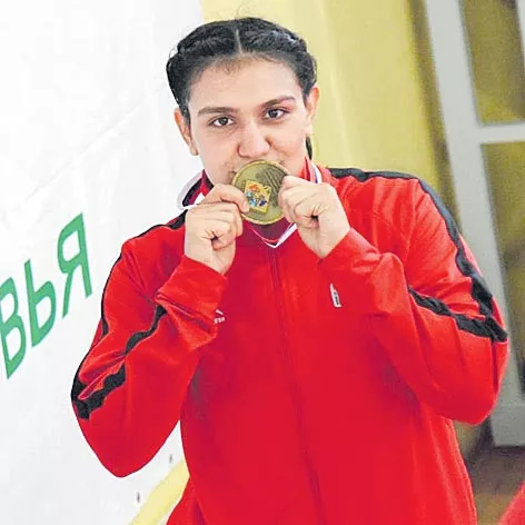 gold medal win saviti - Sakshi