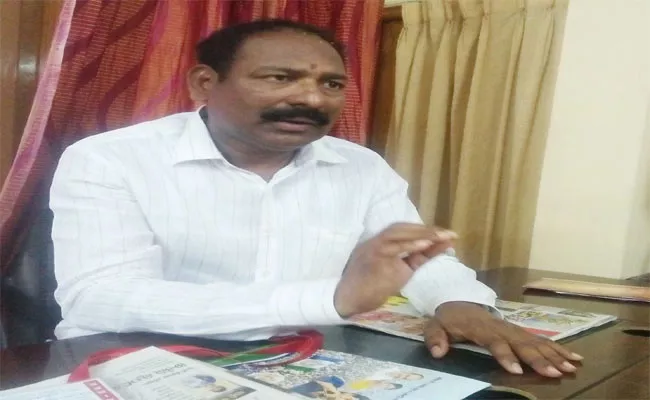 Corrupt Rule In The State Says Rajam MLA - Sakshi