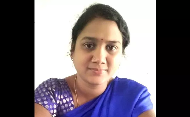 Ysrcp Rampachodavaram Co-Ordinator Dhanlaxmi - Sakshi