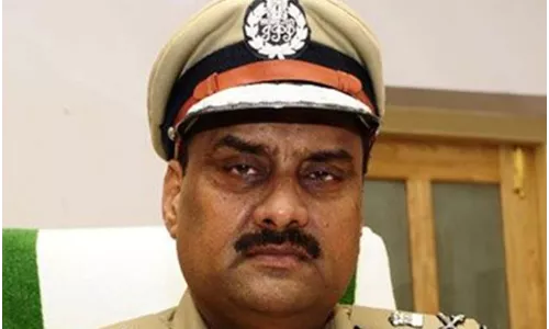 Kerala IPS Sudesh Kumar Transferred After Daughter Thrashes Official Driver - Sakshi