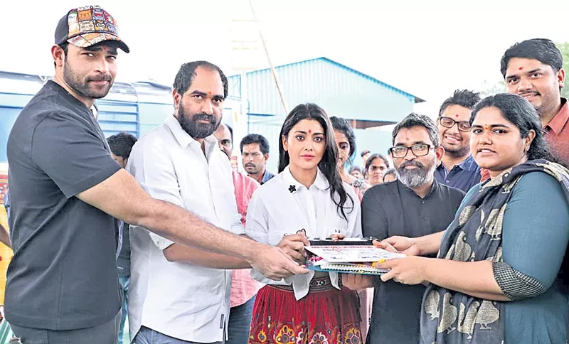 Shriya saran and Niharika Movie Launched by Varun Tej and Krish - Sakshi