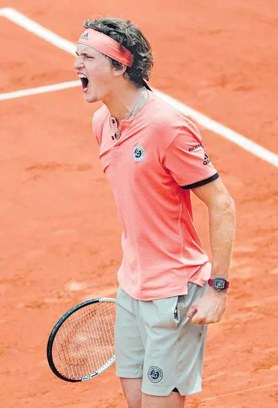 Alexander Zverev wins second straight 5-set match at French Open - Sakshi