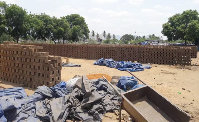 Air Pollution With Brick kiln In Chittoor - Sakshi