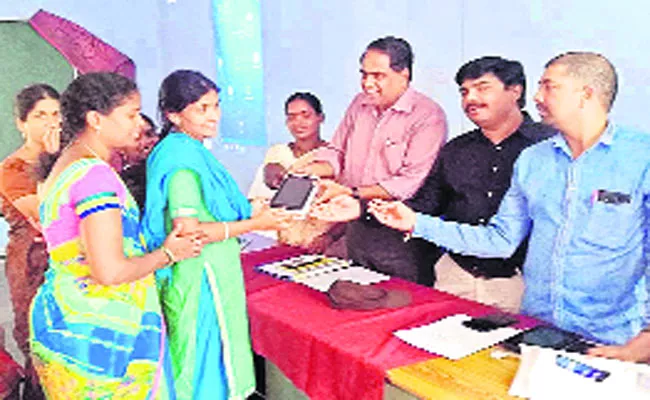 Distribution of tabs for women - Sakshi