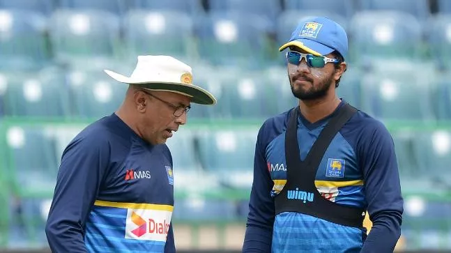 ICC Banned Dinesh Chandimal Over Ball Tampering - Sakshi