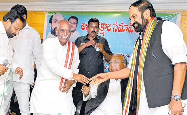 Uttam kumar reddy commented over trs - Sakshi