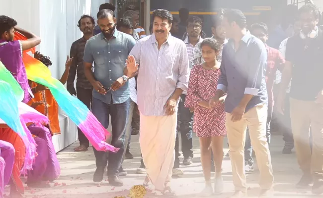 Mega Welcome To Mammootty On The Sets Of Yatra - Sakshi