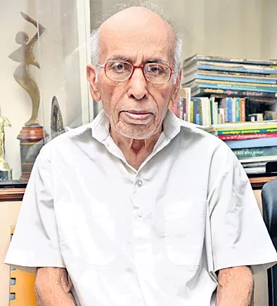 senior journalist nandagopal nomore  - Sakshi