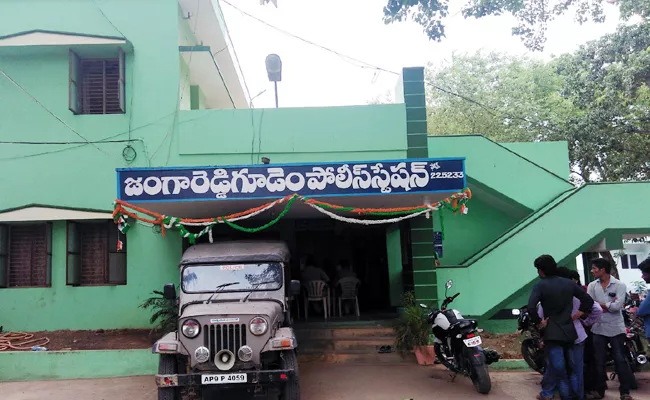 Police Staff Fear On Jangareddy Gudem Polise Station West Godavari - Sakshi