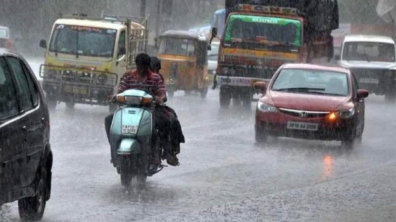 IMD Forecasts Heavy Rainfall In Telugu States - Sakshi