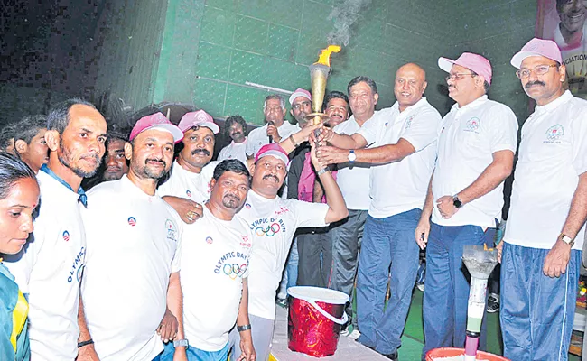 Olympic Day Run a big hit - Sakshi