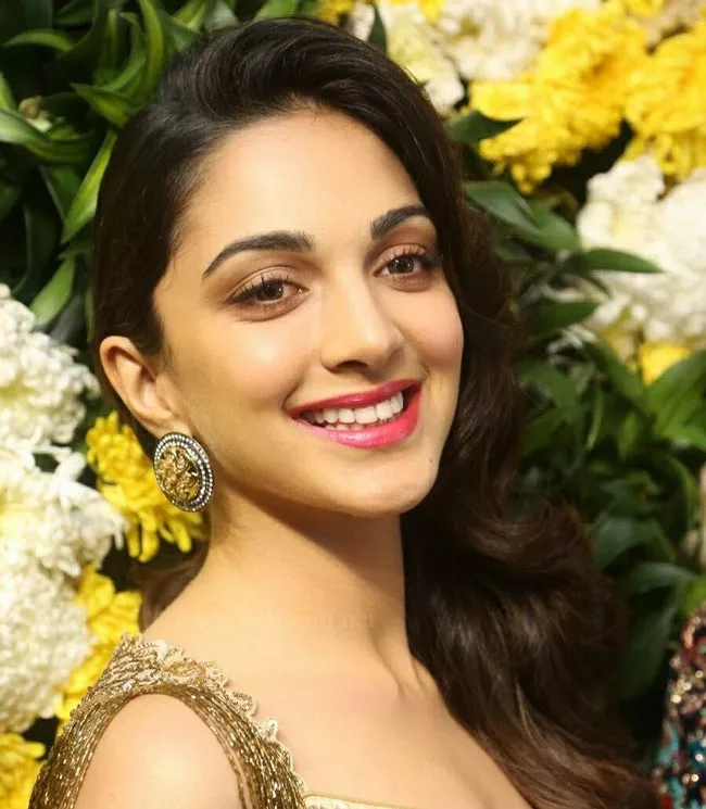 2018 is an extremely exciting year for me Says Kiara Advani - Sakshi