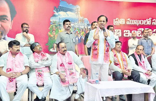 KCR Criticize On Congress - Sakshi