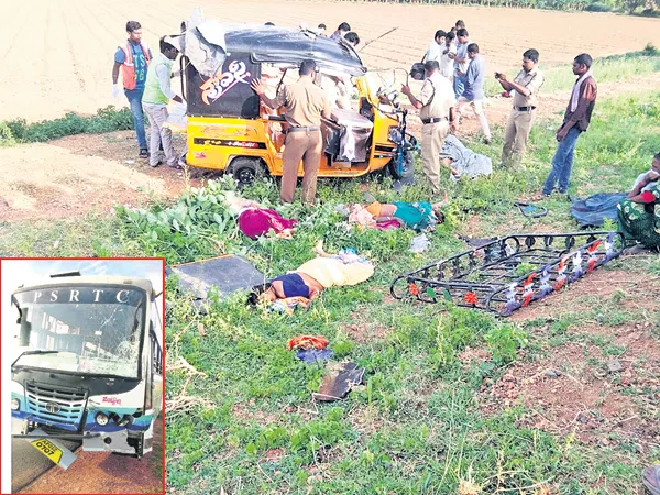 9 killed in road accident in Kurnool district - Sakshi